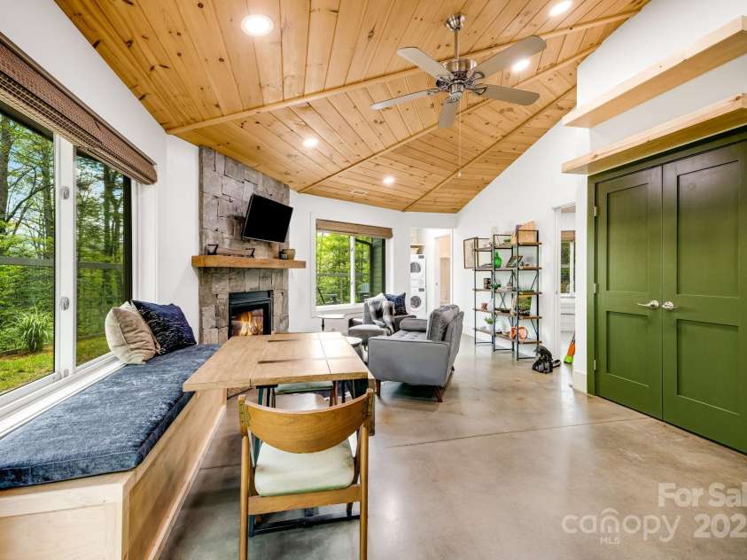 16 Caddis Court, Marshall, NC 28753.  MLS# CAR4252395, YatesRealty ID 11501. 