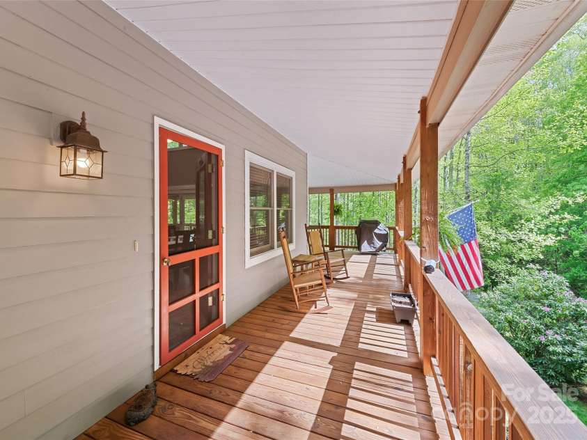 92 Streamside Drive, Waynesville, NC 28785.  MLS# CAR4255413, YatesRealty ID 11502. 