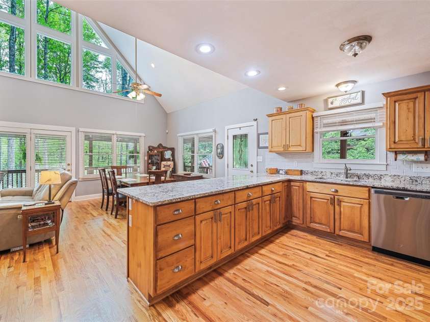 92 Streamside Drive, Waynesville, NC 28785.  MLS# CAR4255413, YatesRealty ID 11502. 