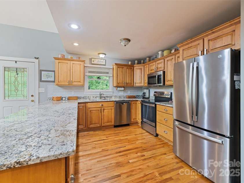 92 Streamside Drive, Waynesville, NC 28785.  MLS# CAR4255413, YatesRealty ID 11502. 