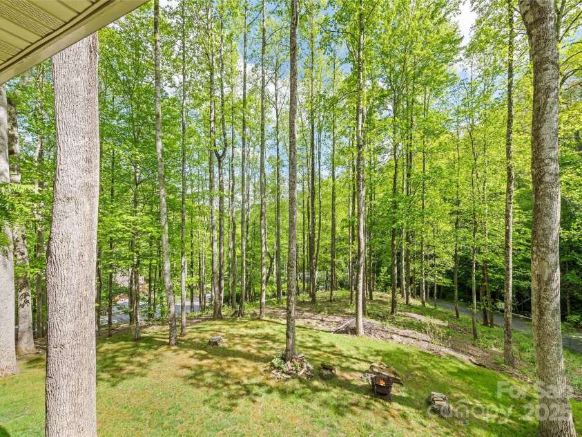 92 Streamside Drive, Waynesville, NC 28785.  MLS# CAR4255413, YatesRealty ID 11502. 