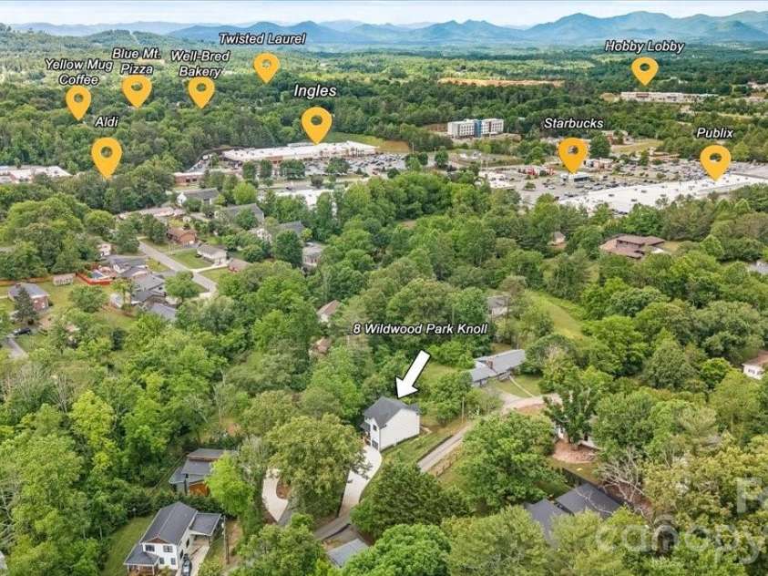 8 Wildwood Park Knoll, Weaverville, NC 28787.  MLS# CAR4386318, YatesRealty ID 11503. 