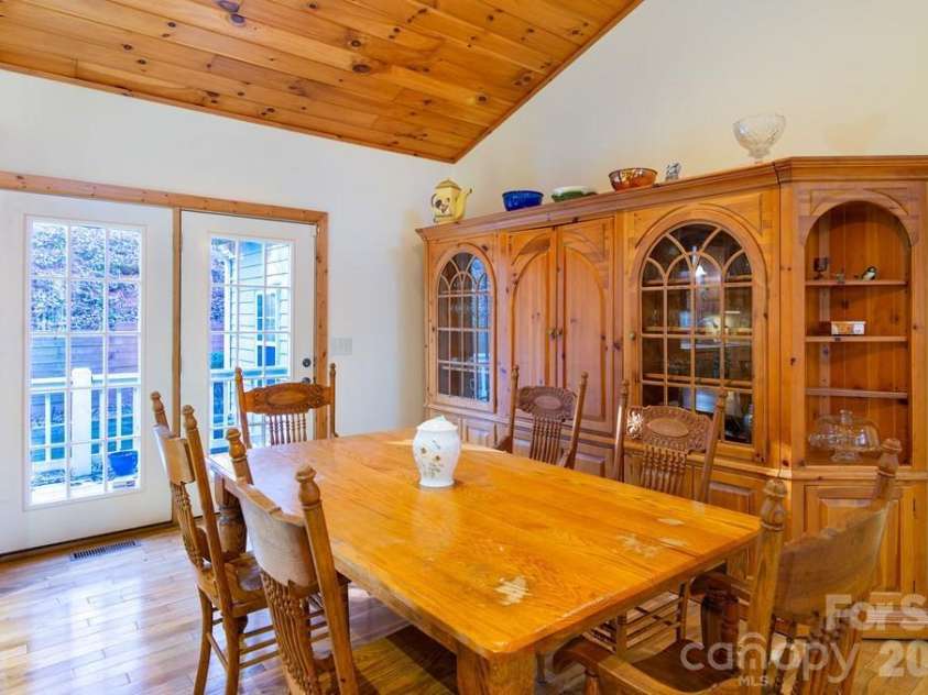 241 Crocus Lane, Sylva, NC 28779.  MLS# CAR4367847, YatesRealty ID 11505. 