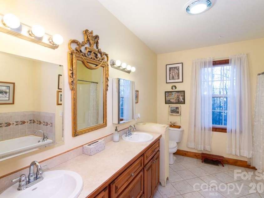 241 Crocus Lane, Sylva, NC 28779.  MLS# CAR4367847, YatesRealty ID 11505. 