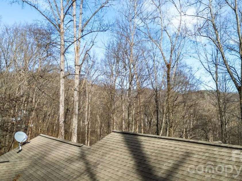 241 Crocus Lane, Sylva, NC 28779.  MLS# CAR4367847, YatesRealty ID 11505. 