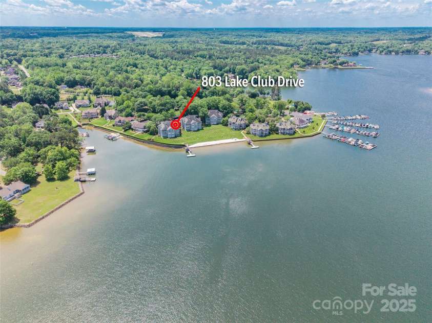 803 Lake Club Drive, Rock Hill, SC 29732.  MLS# CAR4253384, YatesRealty ID 11505. 