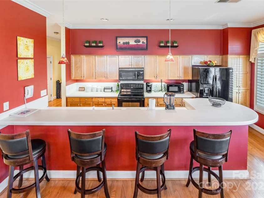 803 Lake Club Drive, Rock Hill, SC 29732.  MLS# CAR4253384, YatesRealty ID 11505. 