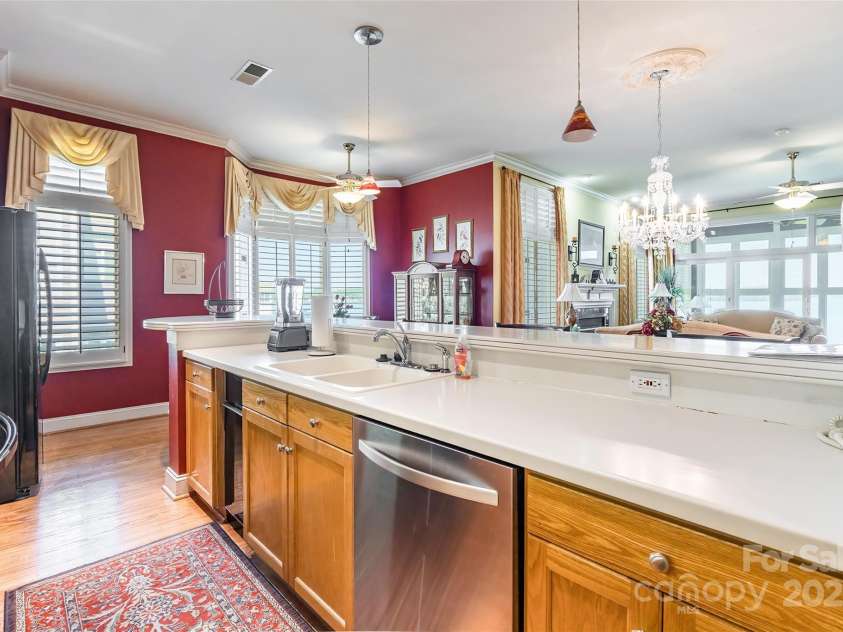 803 Lake Club Drive, Rock Hill, SC 29732.  MLS# CAR4253384, YatesRealty ID 11505. 