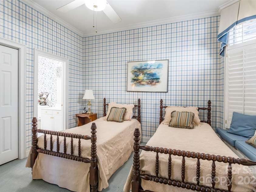 803 Lake Club Drive, Rock Hill, SC 29732.  MLS# CAR4253384, YatesRealty ID 11505. 