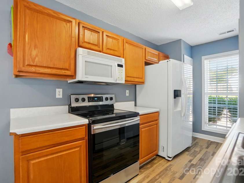 2432 Barkers Ridge Drive, Bessemer City, NC 28016.  MLS# CAR4256299, YatesRealty ID 11506. 