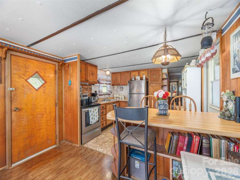 17 Mustang Lane, Waynesville, NC 28786.  MLS# CAR4367946, YatesRealty ID 11507. 