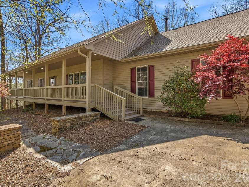 1244 Windover Drive, Brevard, NC 28712.  MLS# CAR4367852, YatesRealty ID 11508. 