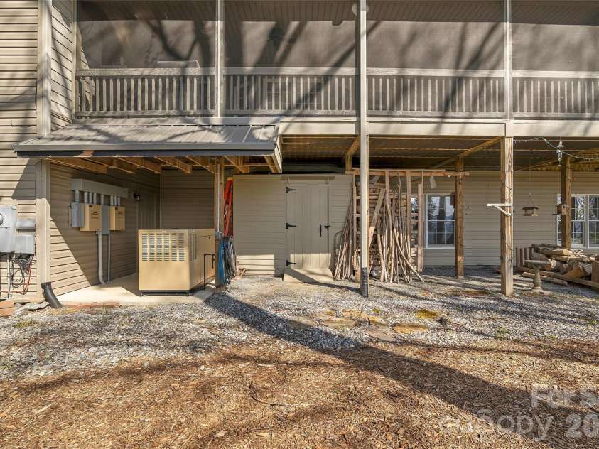 1244 Windover Drive, Brevard, NC 28712.  MLS# CAR4367852, YatesRealty ID 11508. 