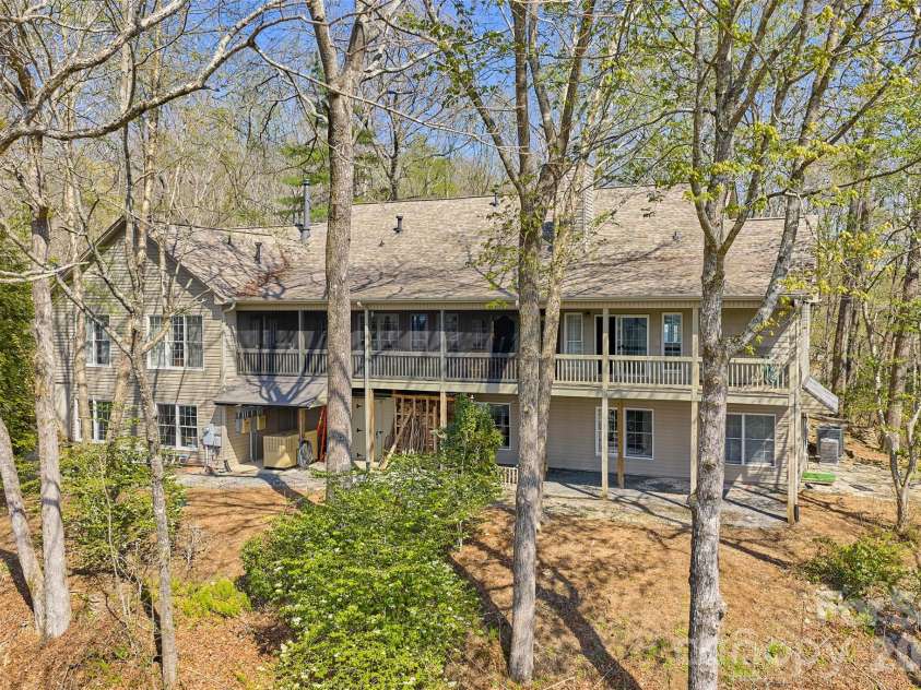 1244 Windover Drive, Brevard, NC 28712.  MLS# CAR4367852, YatesRealty ID 11508. 