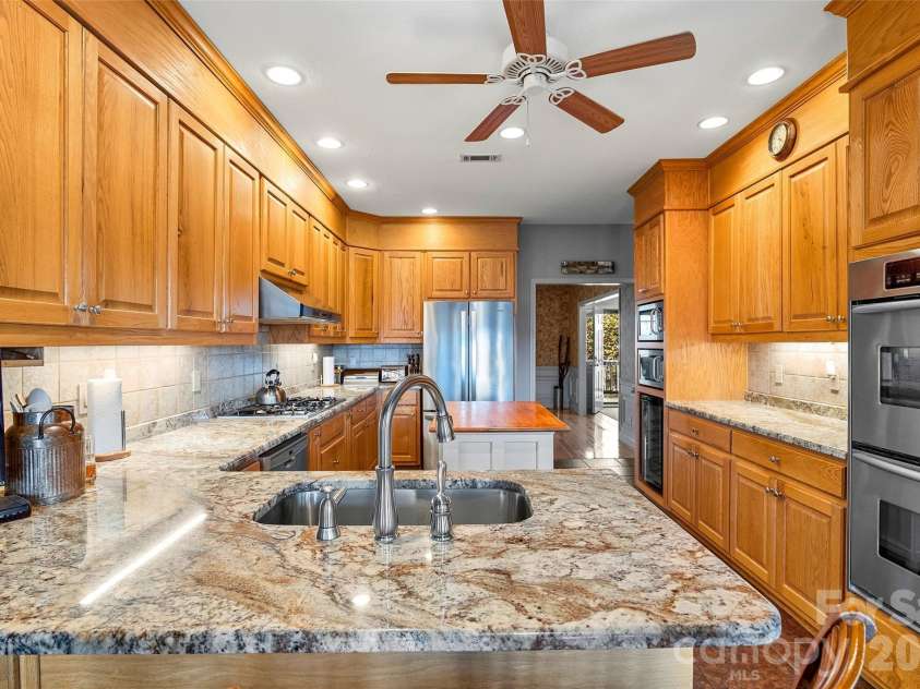 1244 Windover Drive, Brevard, NC 28712.  MLS# CAR4367852, YatesRealty ID 11508. Kitchen