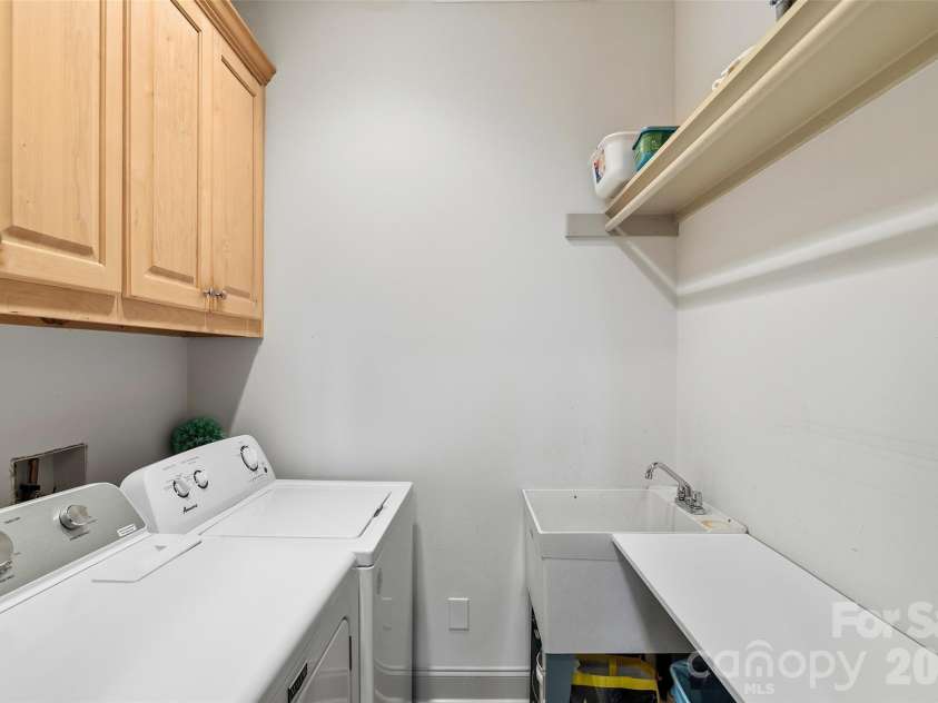 1244 Windover Drive, Brevard, NC 28712.  MLS# CAR4367852, YatesRealty ID 11508. Laundry Room
