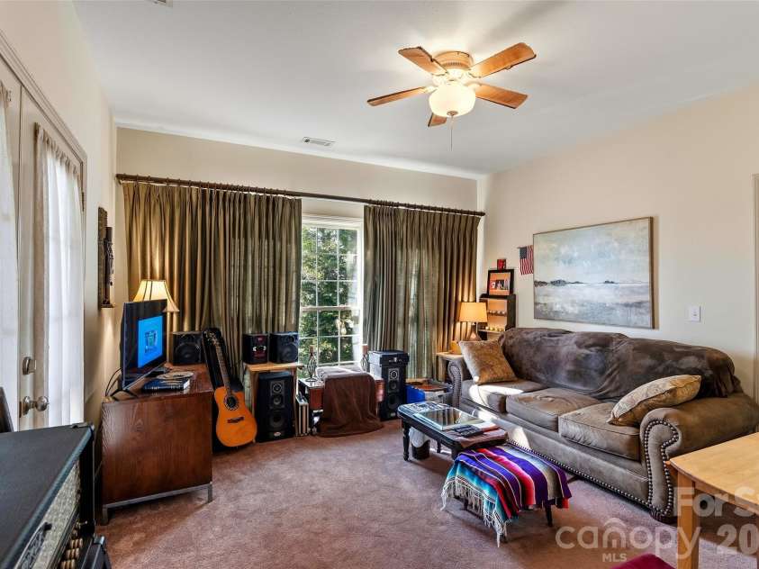 1244 Windover Drive, Brevard, NC 28712.  MLS# CAR4367852, YatesRealty ID 11508. Main Level Apartment Living Room