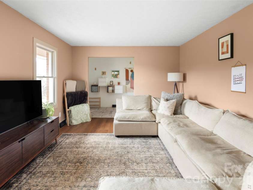 17 Boyd Cove Road, Leicester, NC 28748.  MLS# CAR4368244, YatesRealty ID 11509. 