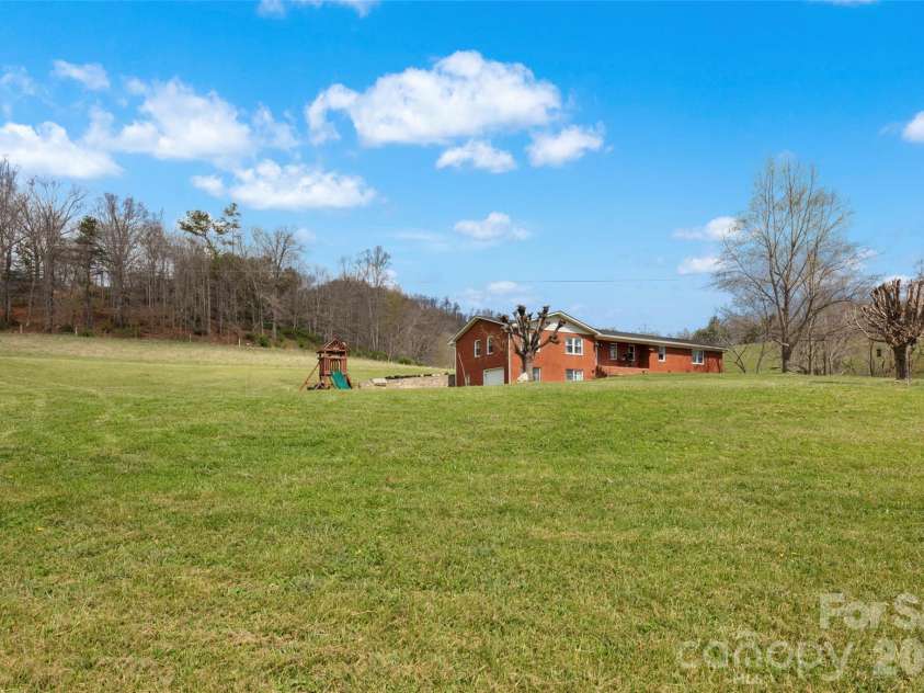 17 Boyd Cove Road, Leicester, NC 28748.  MLS# CAR4368244, YatesRealty ID 11509. 