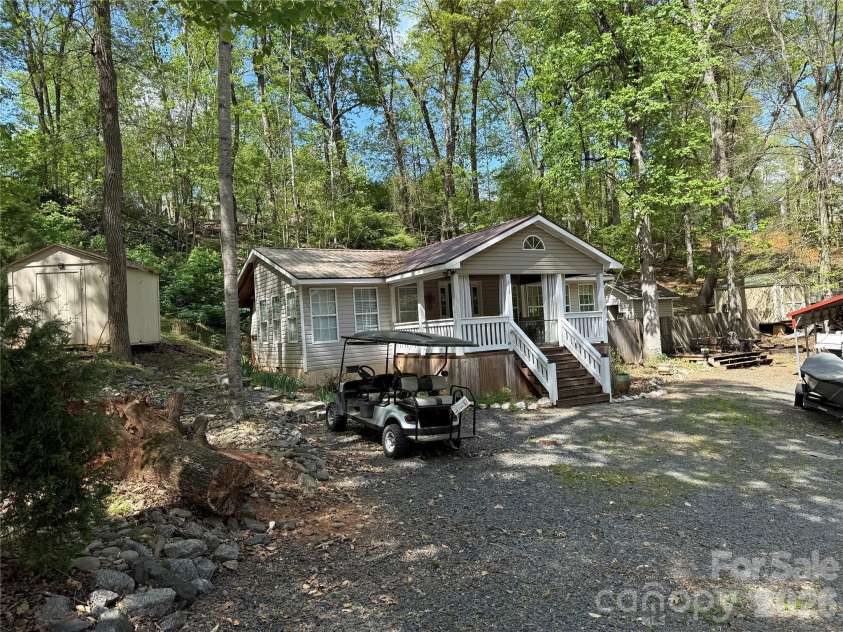 113/115 Indian Harbor Circle, Mount Gilead, NC 27306.  MLS# CAR4368100, YatesRealty ID 11510. 