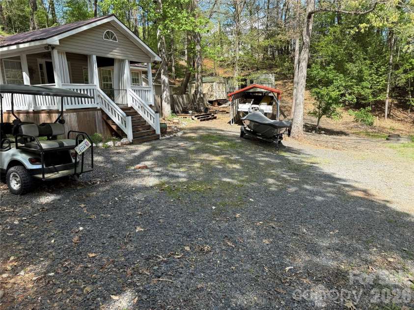 113/115 Indian Harbor Circle, Mount Gilead, NC 27306.  MLS# CAR4368100, YatesRealty ID 11510. 