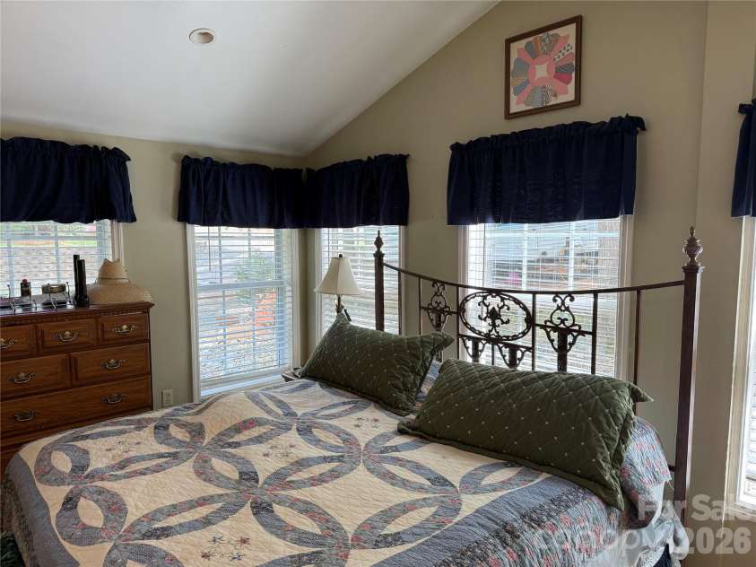 113/115 Indian Harbor Circle, Mount Gilead, NC 27306.  MLS# CAR4368100, YatesRealty ID 11510. 
