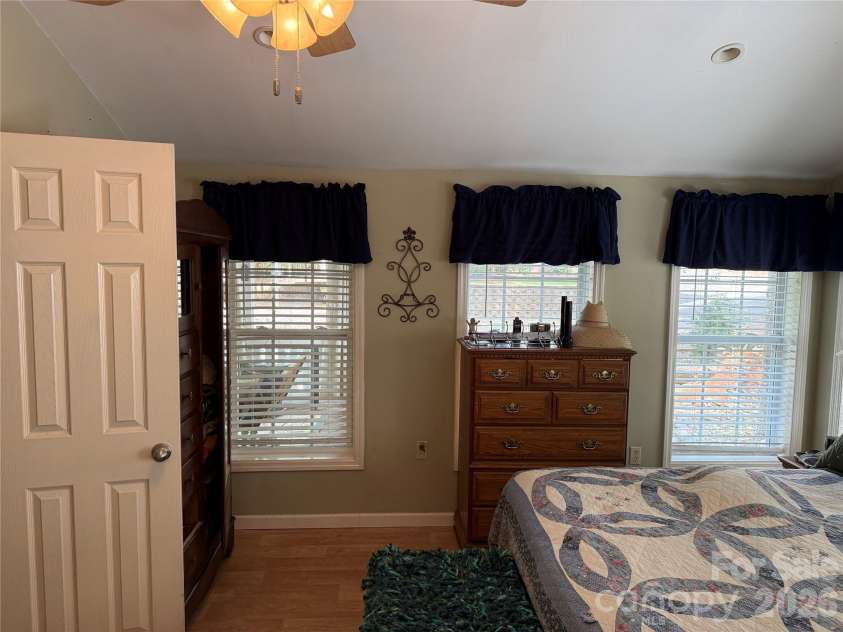 113/115 Indian Harbor Circle, Mount Gilead, NC 27306.  MLS# CAR4368100, YatesRealty ID 11510. 