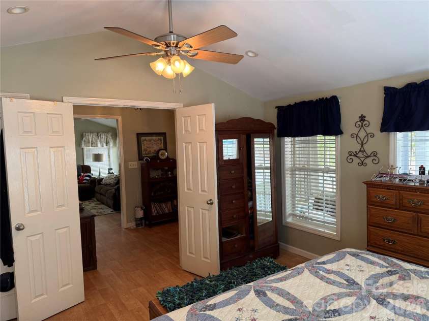 113/115 Indian Harbor Circle, Mount Gilead, NC 27306.  MLS# CAR4368100, YatesRealty ID 11510. 