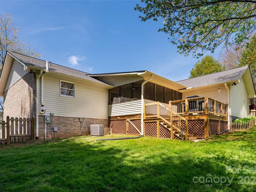 77 Roberts Ridge Drive, Etowah, NC 28729.  MLS# CAR4241039, YatesRealty ID 11510. Rear view