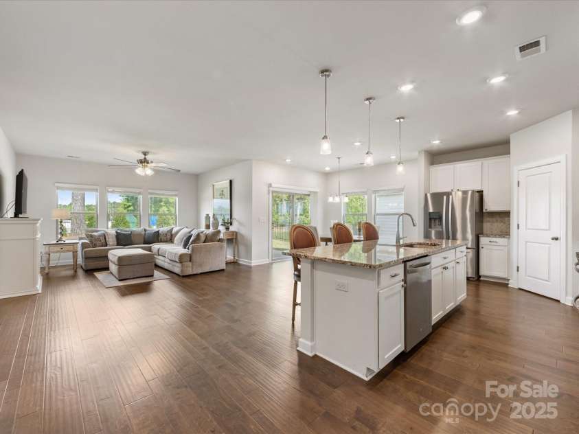 7642 Porrera Street, Charlotte, NC 28214.  MLS# CAR4249934, YatesRealty ID 11511. 