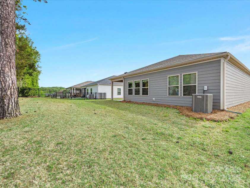 7642 Porrera Street, Charlotte, NC 28214.  MLS# CAR4249934, YatesRealty ID 11511. 