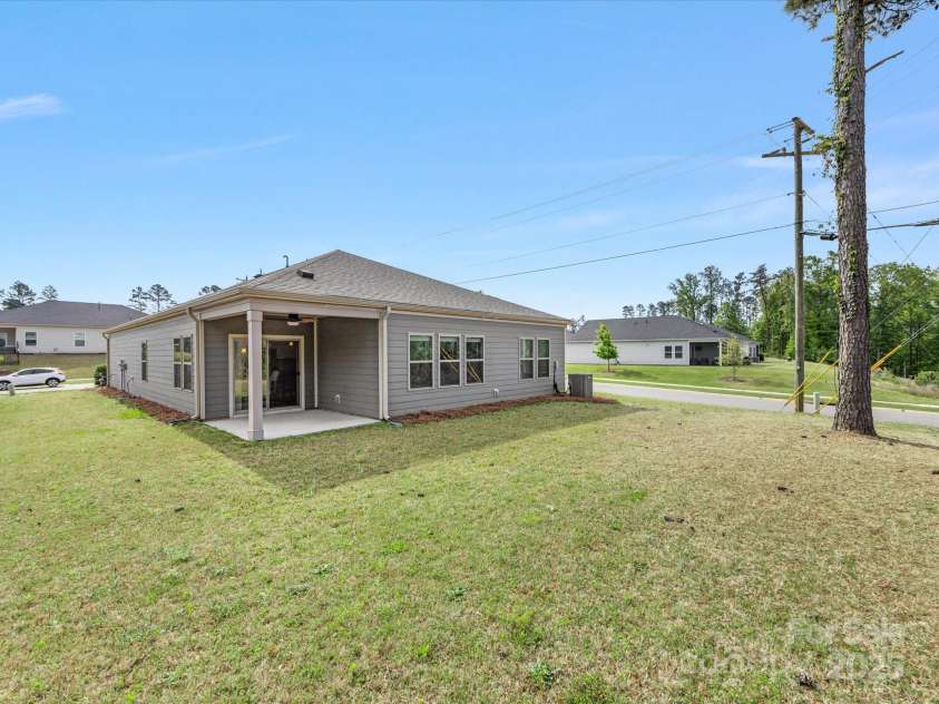 7642 Porrera Street, Charlotte, NC 28214.  MLS# CAR4249934, YatesRealty ID 11511. 