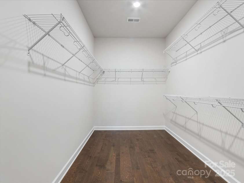7642 Porrera Street, Charlotte, NC 28214.  MLS# CAR4249934, YatesRealty ID 11511. Walk-in Closet