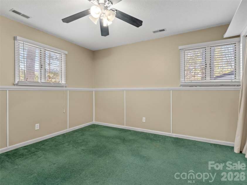 29 Reynolda Drive, Asheville, NC 28803.  MLS# CAR4368565, YatesRealty ID 11512. 