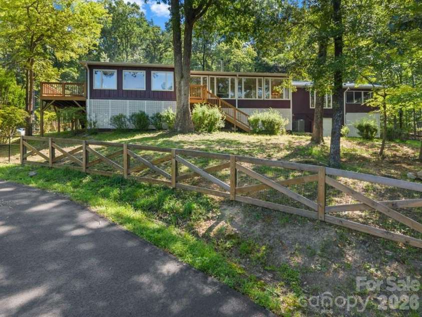 2825 River Road, Columbus, NC 28722.  MLS# CAR4368569, YatesRealty ID 11513. 