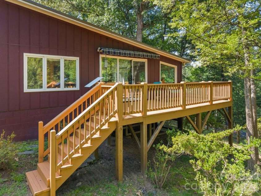 2825 River Road, Columbus, NC 28722.  MLS# CAR4368569, YatesRealty ID 11513. 