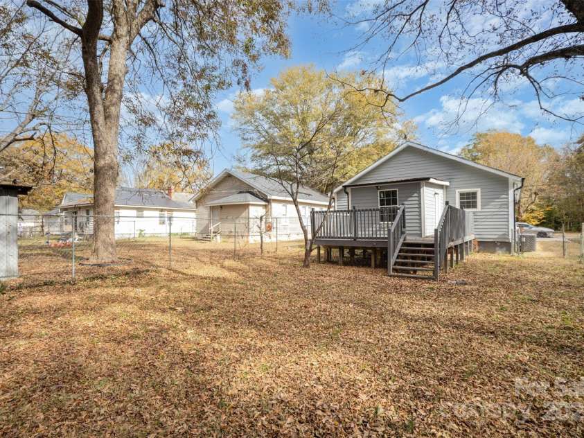115 Palmer Street, Shelby, NC 28150.  MLS# CAR4322278, YatesRealty ID 11514. Backyard