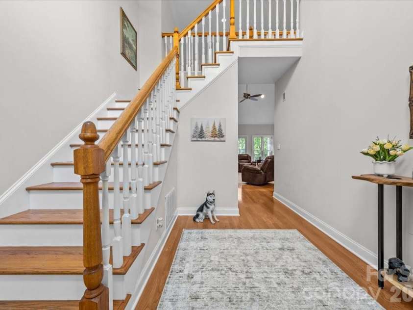 135 Harbor Drive, Lexington, NC 27292.  MLS# CAR4368626, YatesRealty ID 11514. 