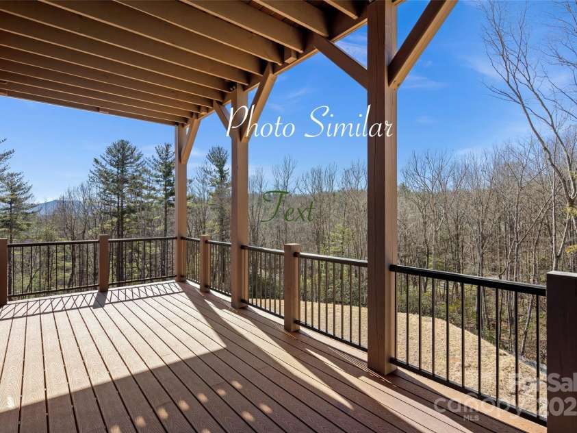 58 Chimney Chase Trail, Hendersonville, NC 28739.  MLS# CAR4239599, YatesRealty ID 11516. 
