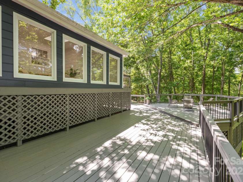 2848 Briar Ridge Drive, Charlotte, NC 28270.  MLS# CAR4248748, YatesRealty ID 11517. 