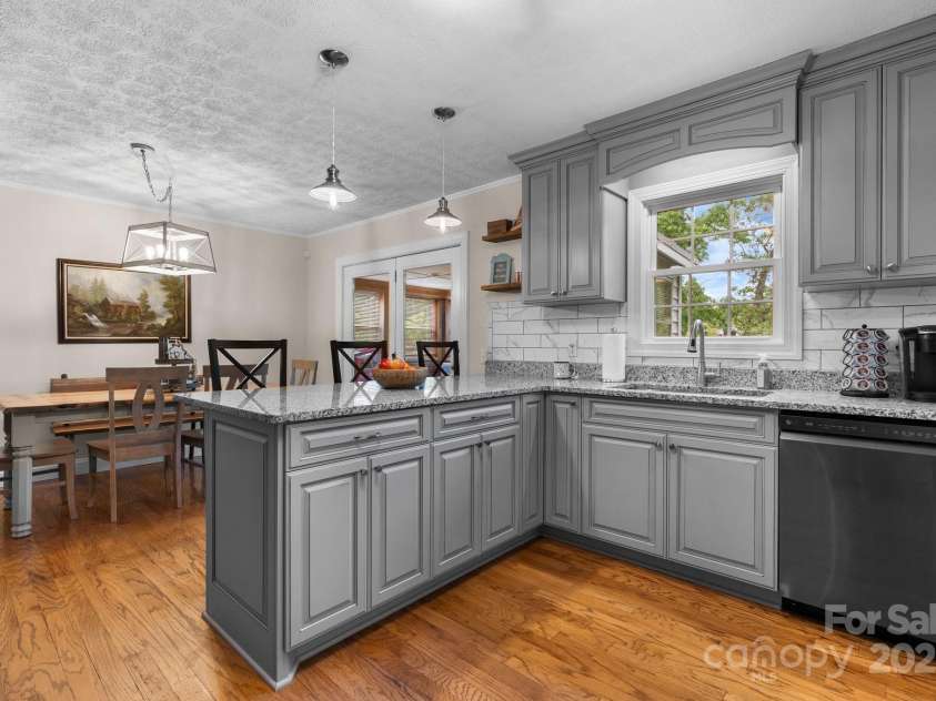 1664 Lafayette Avenue, Hudson, NC 28638.  MLS# CAR4254349, YatesRealty ID 11518. 