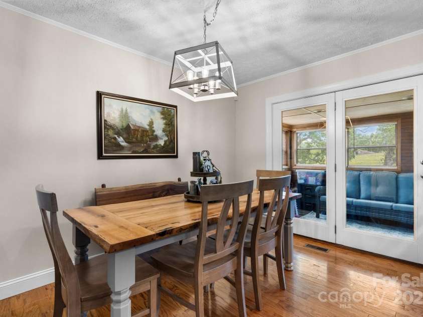 1664 Lafayette Avenue, Hudson, NC 28638.  MLS# CAR4254349, YatesRealty ID 11518. 