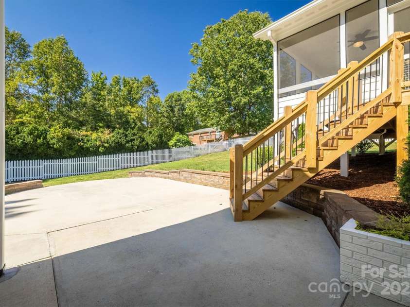 2912 Woodstream Drive, Valdese, NC 28690.  MLS# CAR4308956, YatesRealty ID 11519. 