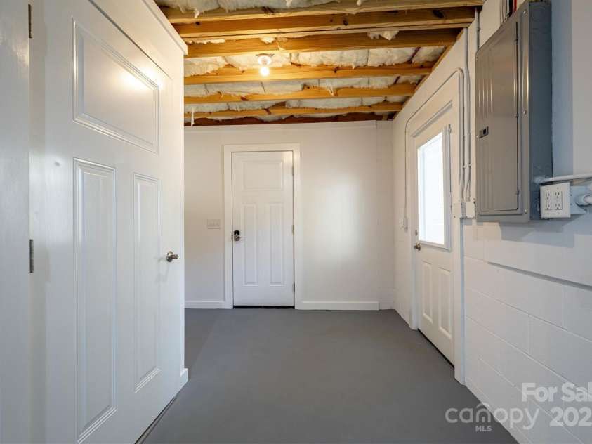 2912 Woodstream Drive, Valdese, NC 28690.  MLS# CAR4308956, YatesRealty ID 11519. Basement 