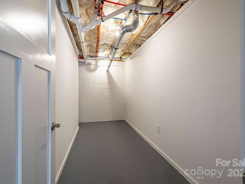 2912 Woodstream Drive, Valdese, NC 28690.  MLS# CAR4308956, YatesRealty ID 11519. Basement 