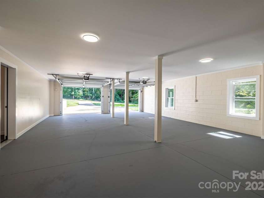 2912 Woodstream Drive, Valdese, NC 28690.  MLS# CAR4308956, YatesRealty ID 11519. Garage