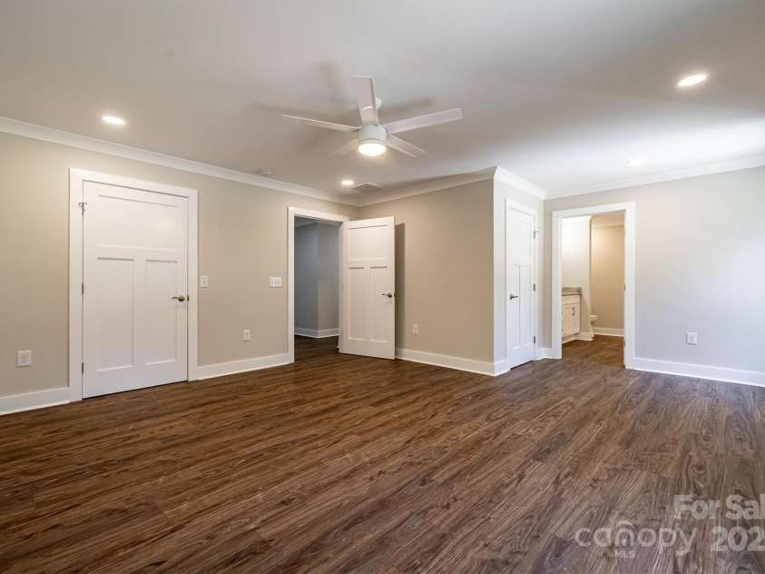 2912 Woodstream Drive, Valdese, NC 28690.  MLS# CAR4308956, YatesRealty ID 11519. Primary Suite