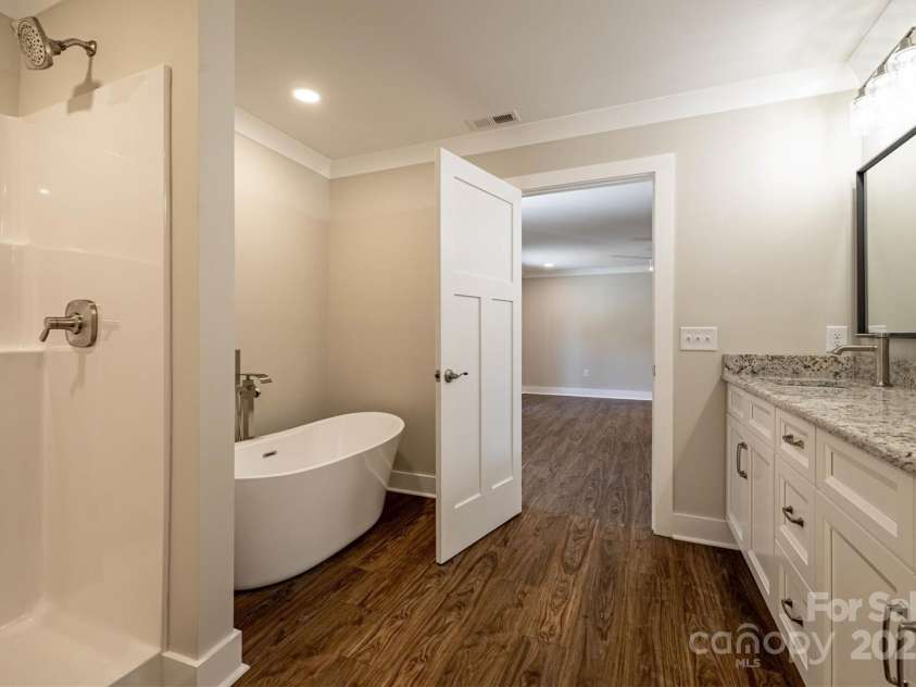 2912 Woodstream Drive, Valdese, NC 28690.  MLS# CAR4308956, YatesRealty ID 11519. Primary Suite