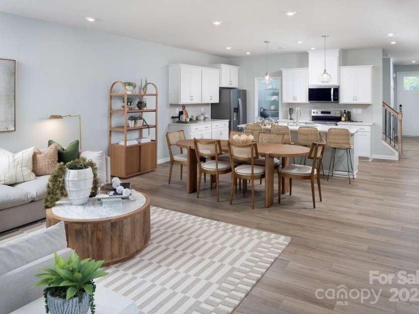 1118 Vibrant Road, Charlotte, NC 28215.  MLS# CAR4329404, YatesRealty ID 1152. 