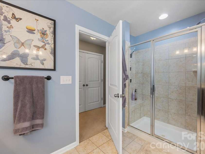 11516 Glowing Star Drive, Charlotte, NC 28215.  MLS# CAR4336828, YatesRealty ID 1152. 